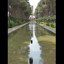 Im Garten Bagh-e Dolat Abad, Blick auf den Pavillon